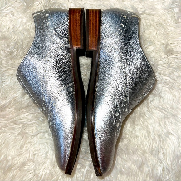 Sold Mercari Vionic Wise Hadley Silver Oxford Shoes size 6.5 - Picture 8 of 14